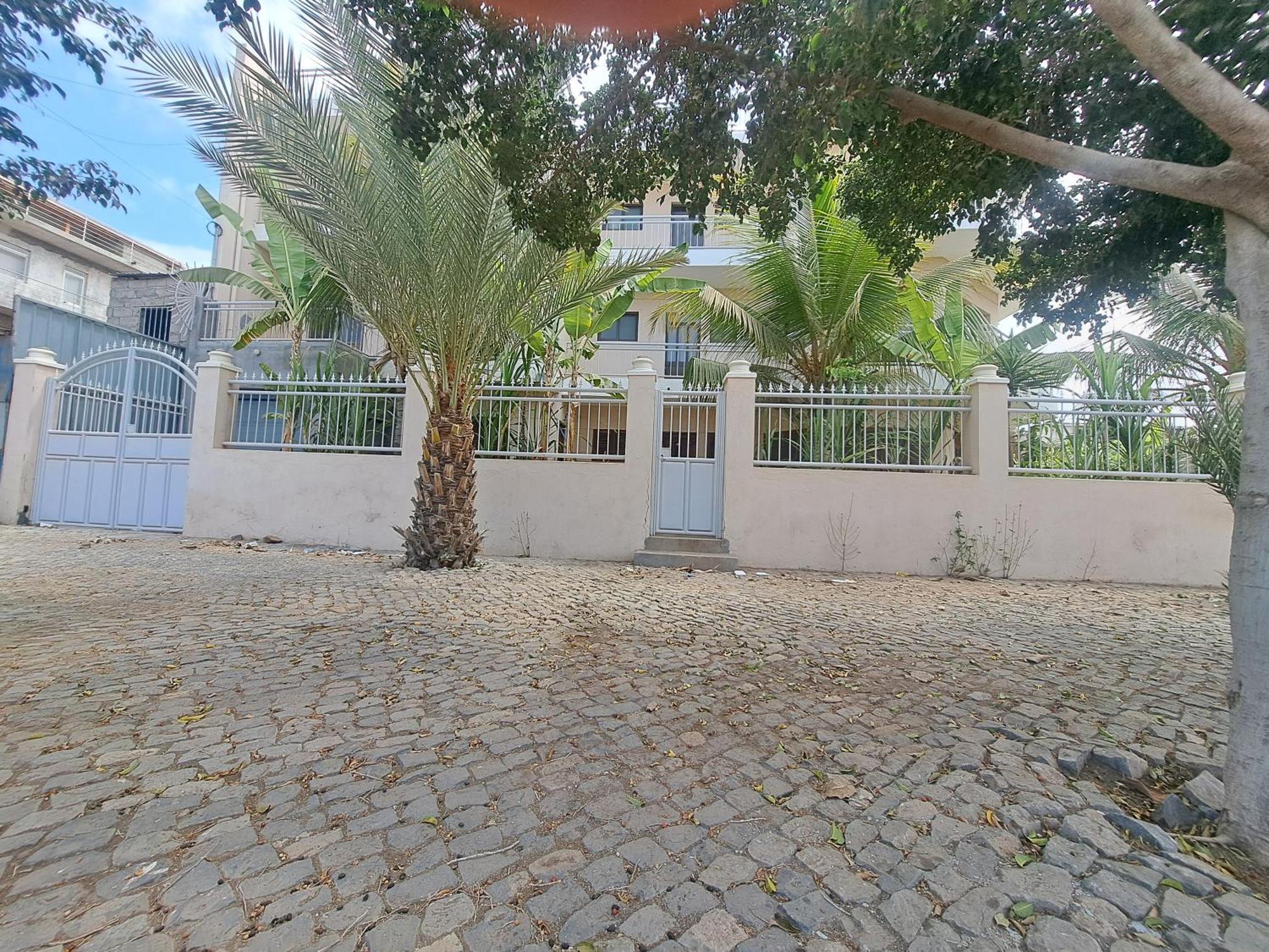 Barros Homestay Таррафал Екстер'єр фото